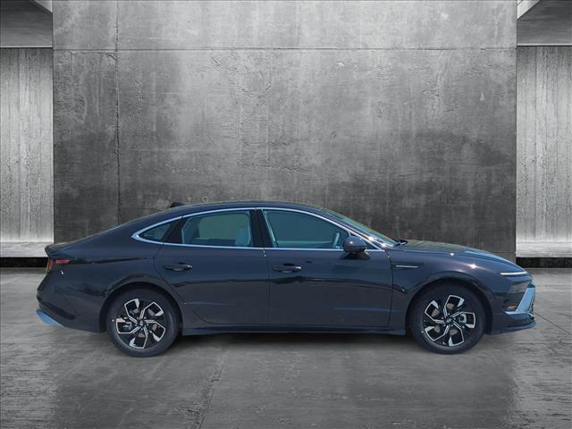 new 2025 Hyundai Sonata car, priced at $28,562