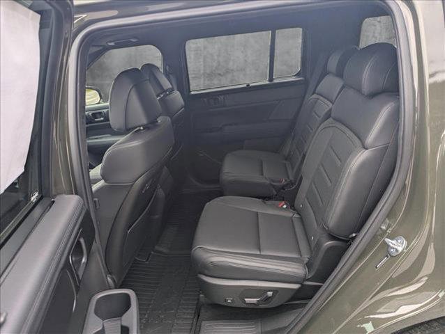 new 2025 Hyundai SANTA FE HEV car, priced at $48,762