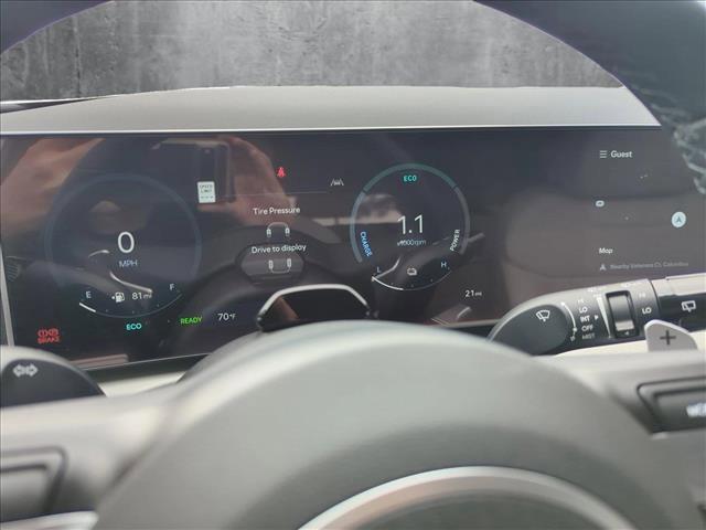 new 2025 Hyundai TUCSON Hybrid car, priced at $37,215