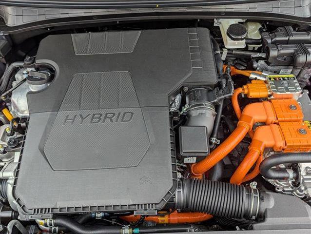 new 2025 Hyundai Elantra car, priced at $31,140