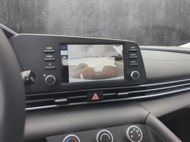 new 2025 Hyundai Elantra car, priced at $23,647