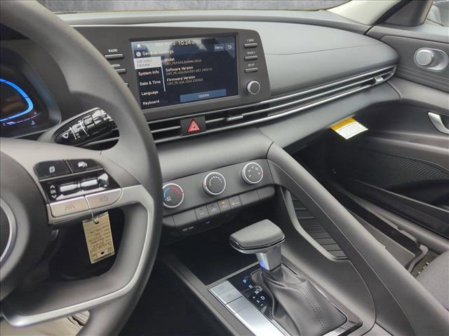 new 2025 Hyundai Elantra car, priced at $23,647