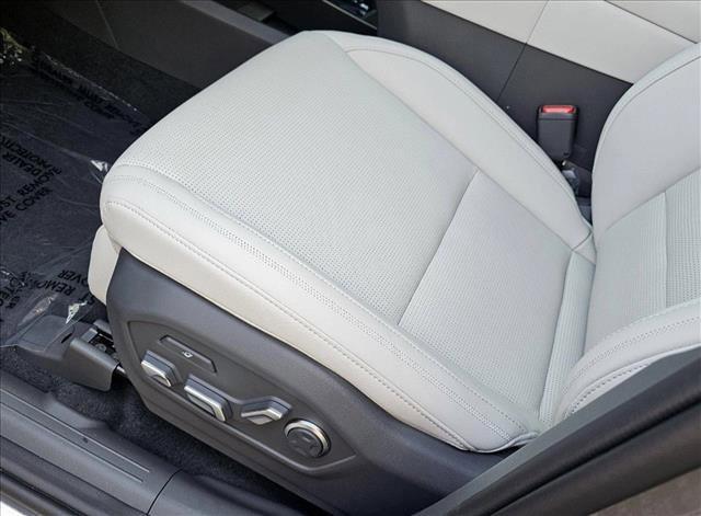 new 2025 Hyundai Santa Fe car, priced at $46,205
