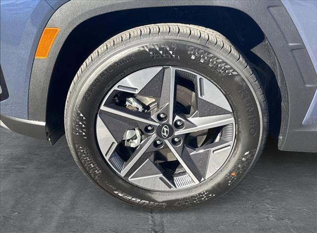 new 2025 Hyundai Tucson car, priced at $32,102