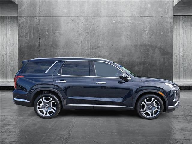 used 2024 Hyundai Palisade car, priced at $44,613