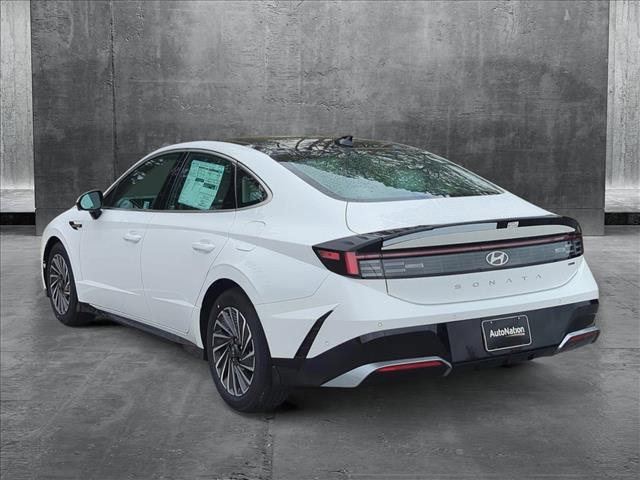 new 2025 Hyundai Sonata Hybrid car, priced at $38,795