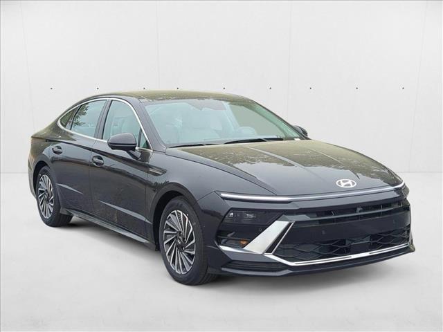 new 2025 Hyundai Sonata Hybrid car, priced at $36,271