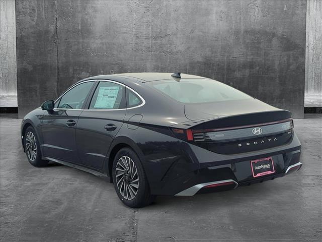 new 2025 Hyundai Sonata Hybrid car, priced at $38,471
