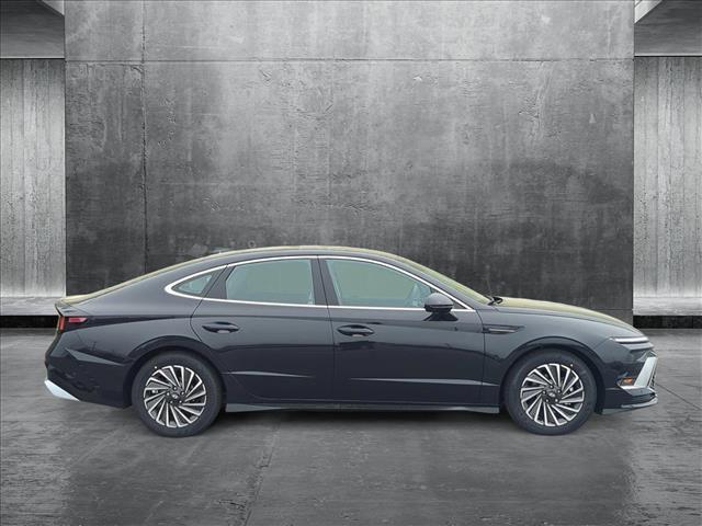 new 2025 Hyundai Sonata Hybrid car, priced at $38,471
