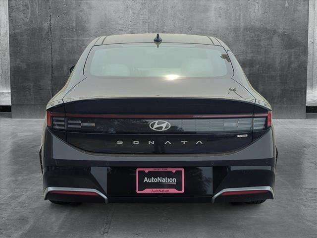 new 2025 Hyundai Sonata Hybrid car, priced at $38,471