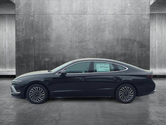 new 2025 Hyundai Sonata Hybrid car, priced at $38,471