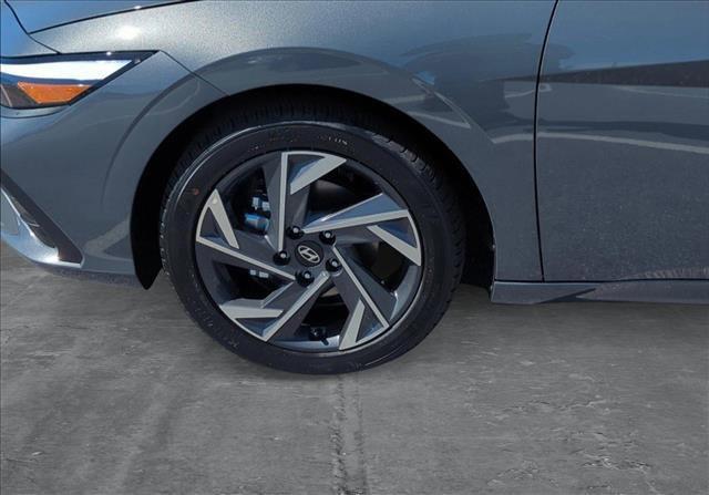 new 2025 Hyundai Elantra car, priced at $24,376