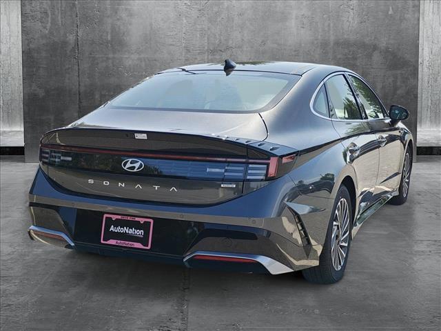 new 2025 Hyundai Sonata Hybrid car, priced at $38,512