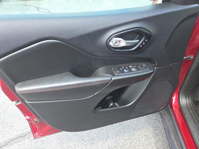 used 2021 Jeep Cherokee car, priced at $25,890