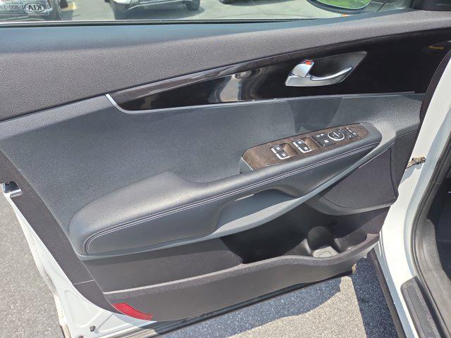 used 2018 Kia Sorento car, priced at $12,990