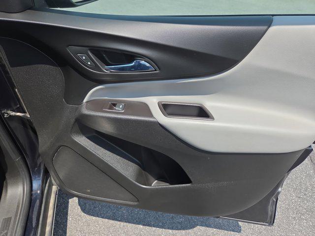 used 2021 Chevrolet Equinox car, priced at $19,900