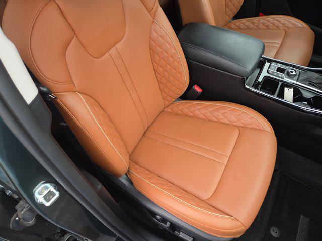 used 2022 Kia Sorento car, priced at $31,999