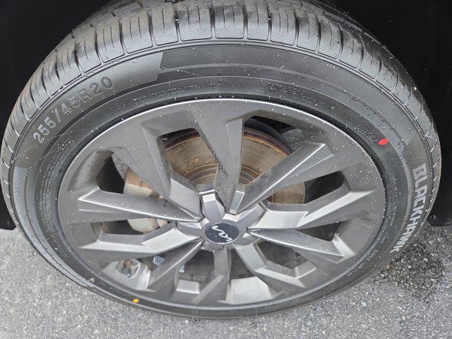 used 2022 Kia Sorento car, priced at $31,999