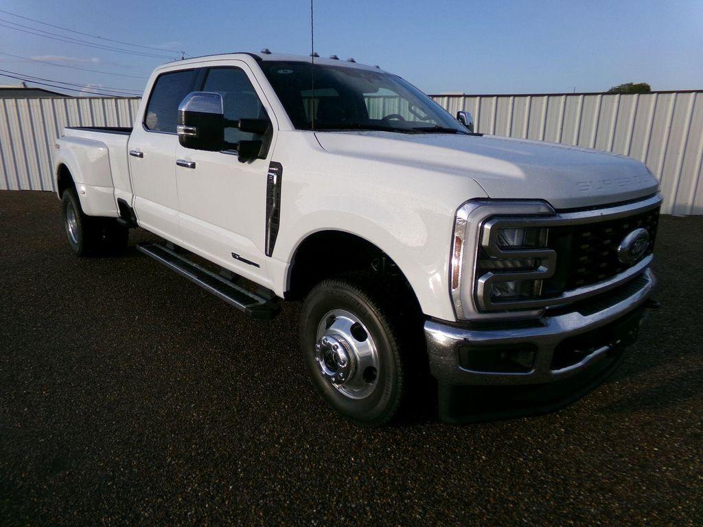 new 2025 Ford F-350 car, priced at $81,009