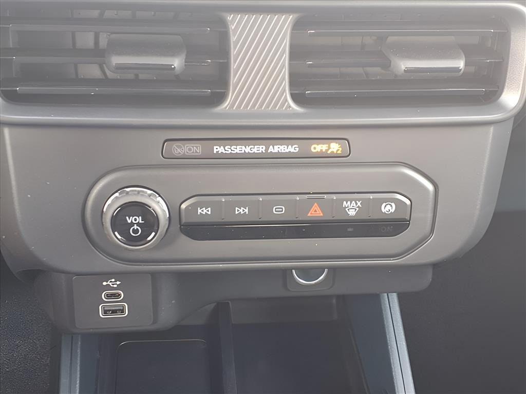 new 2025 Ford Maverick car, priced at $31,966