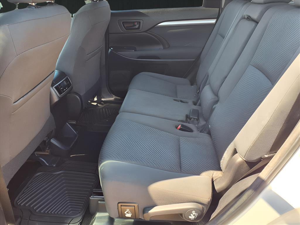 used 2015 Toyota Highlander car, priced at $14,853