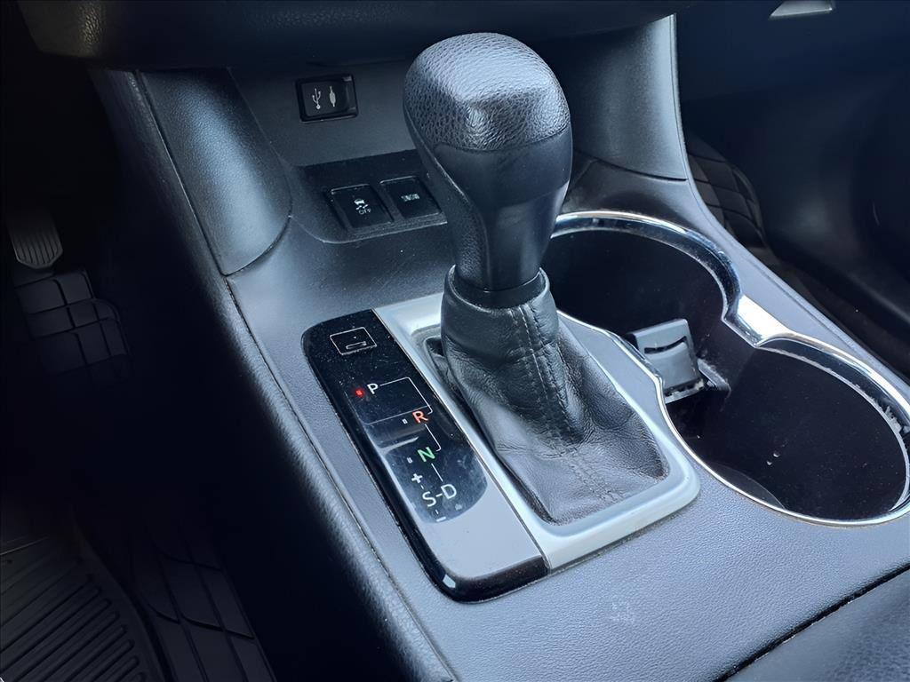 used 2015 Toyota Highlander car, priced at $14,853