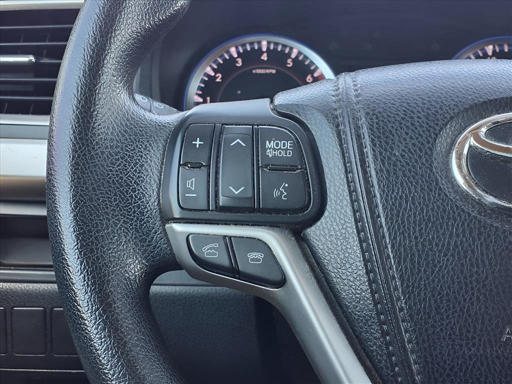 used 2015 Toyota Highlander car, priced at $14,853