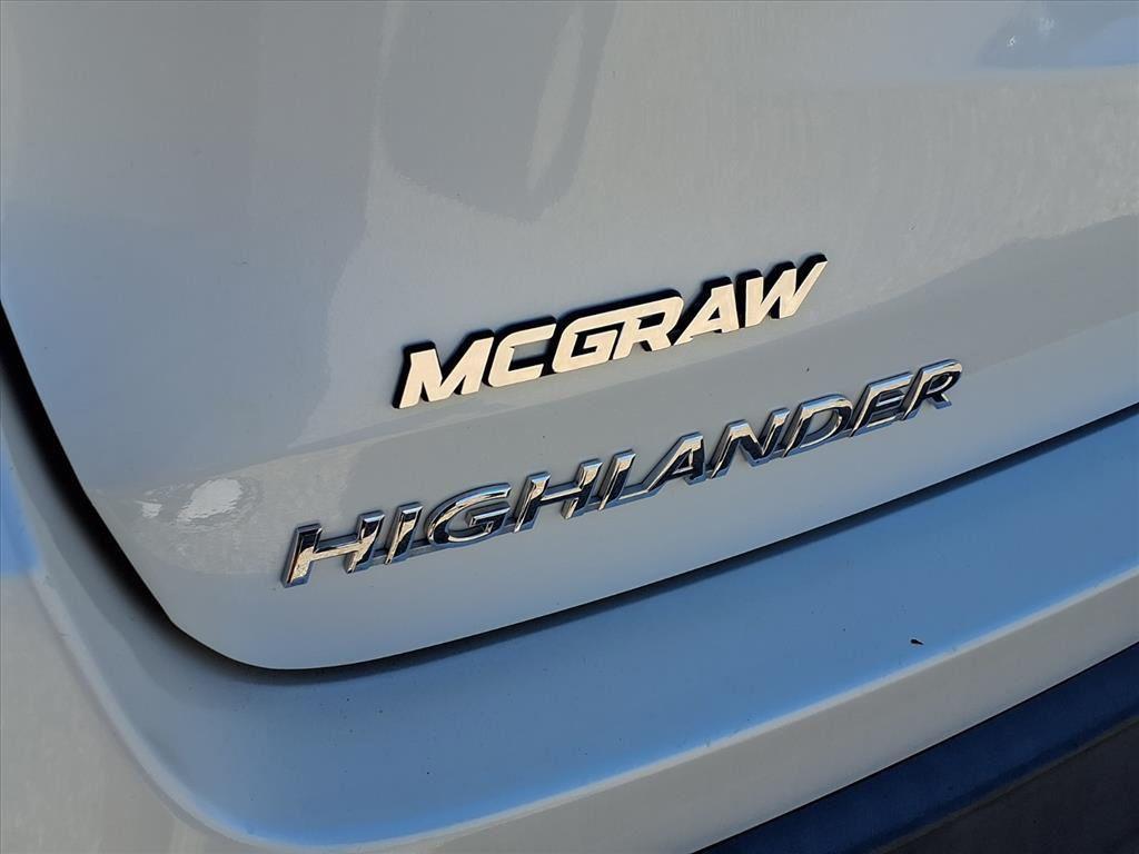 used 2015 Toyota Highlander car, priced at $14,853