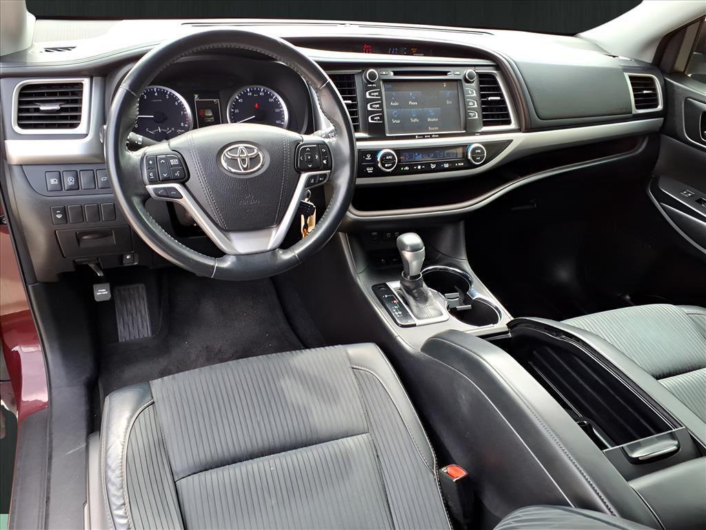 used 2018 Toyota Highlander car, priced at $16,912