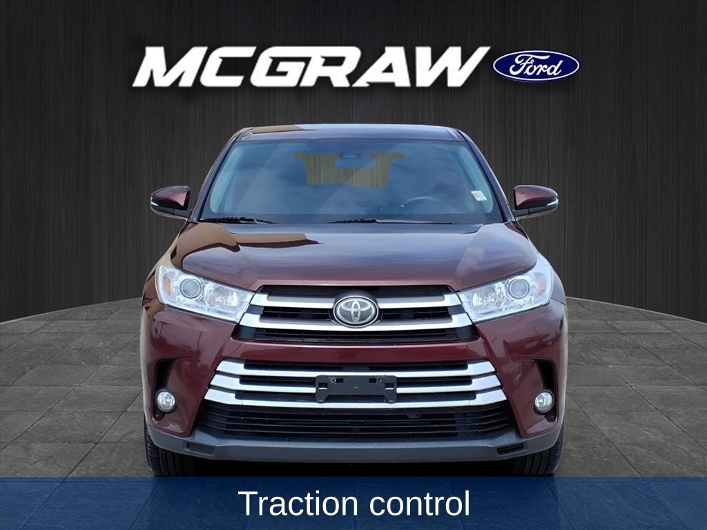 used 2018 Toyota Highlander car, priced at $16,912