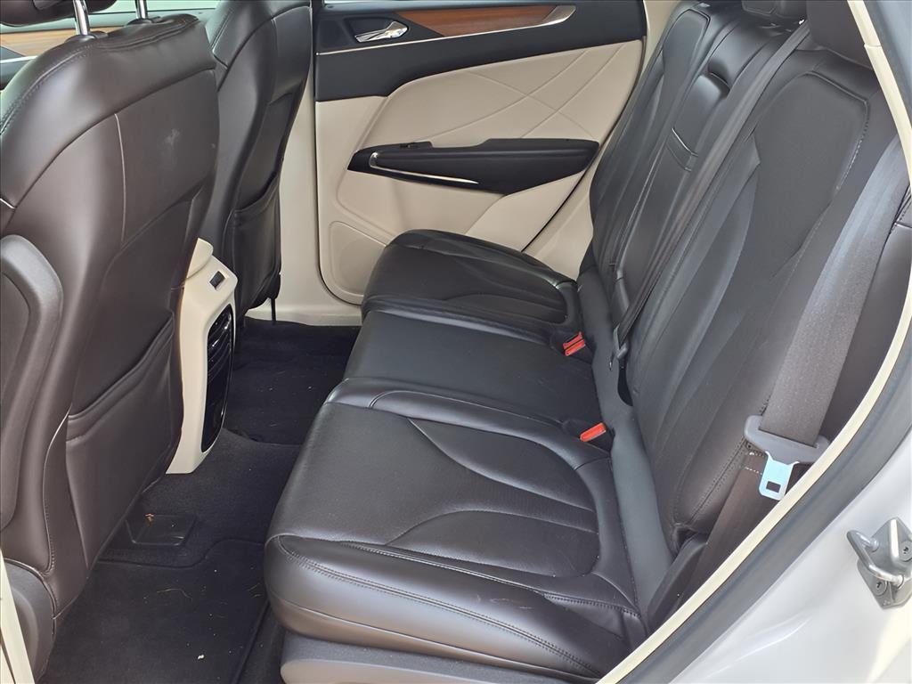 used 2015 Lincoln MKC car