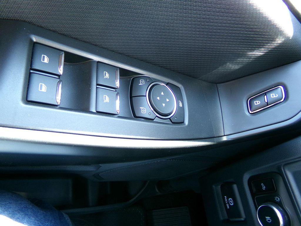 new 2025 Ford F-150 car, priced at $42,441