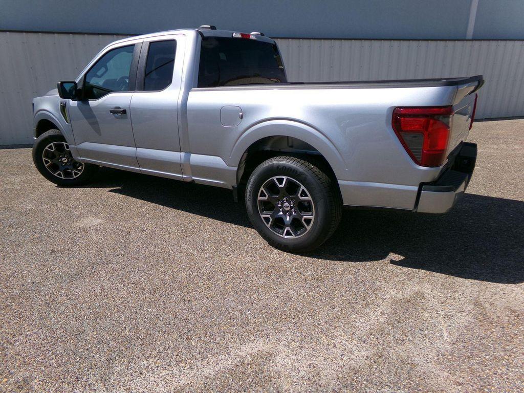 new 2025 Ford F-150 car, priced at $42,441