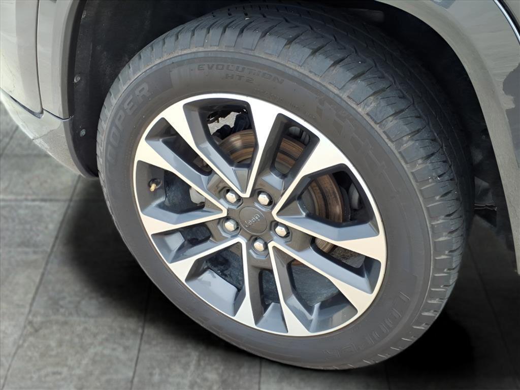 used 2023 Jeep Grand Cherokee car, priced at $30,635