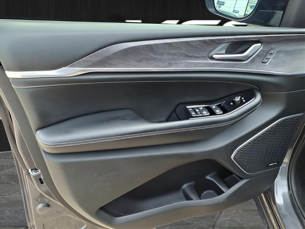 used 2023 Jeep Grand Cherokee car, priced at $30,635