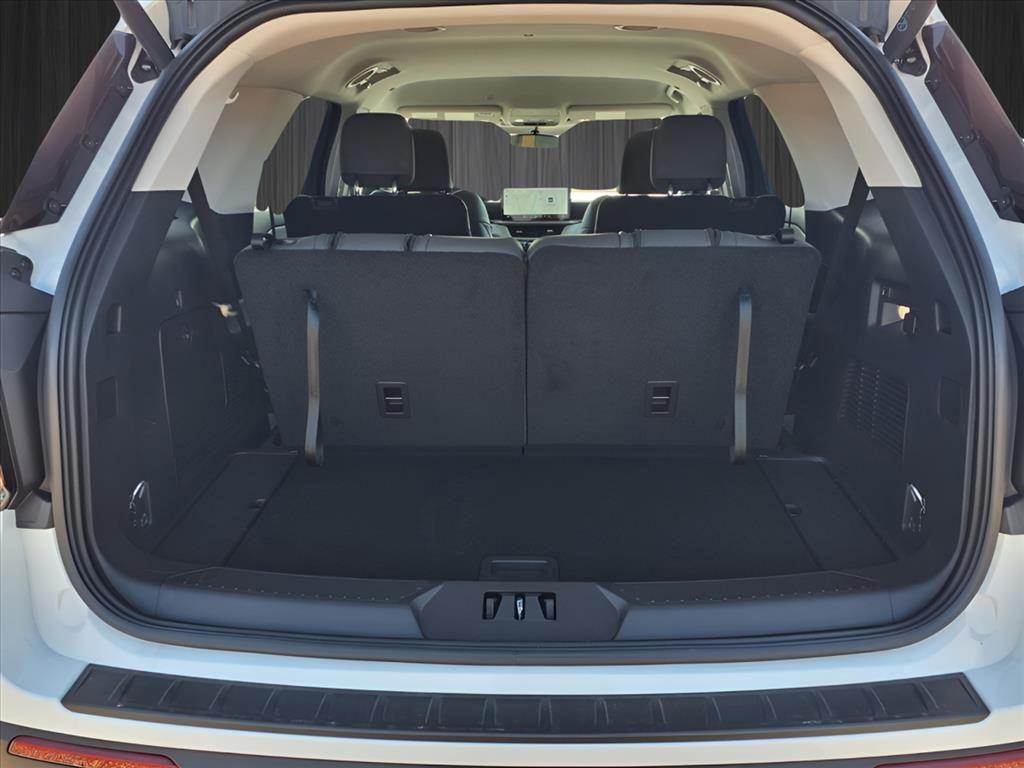 new 2025 Ford Explorer car, priced at $39,203