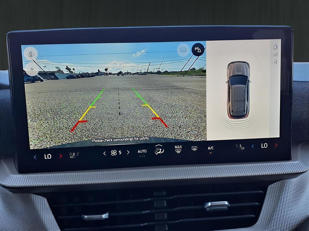 new 2025 Ford Explorer car, priced at $39,203