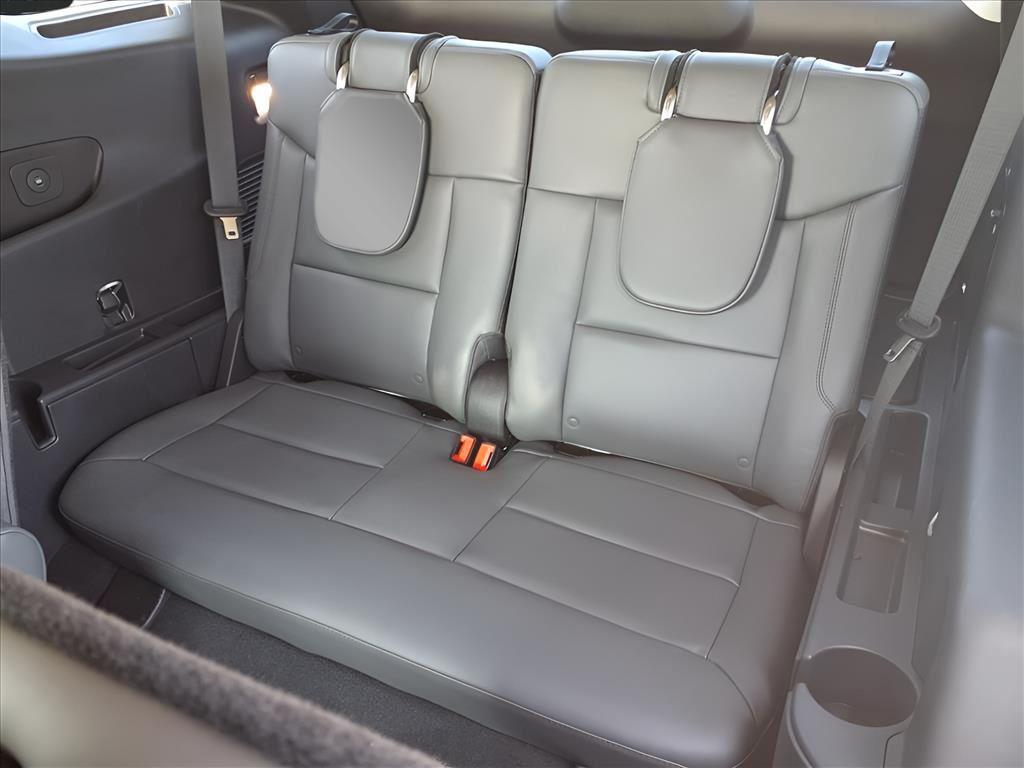 new 2025 Ford Explorer car, priced at $39,203