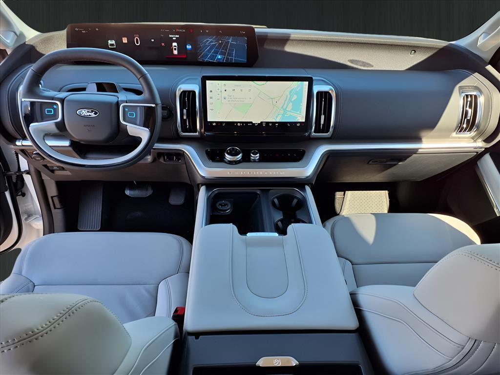 new 2025 Ford Expedition car, priced at $77,541