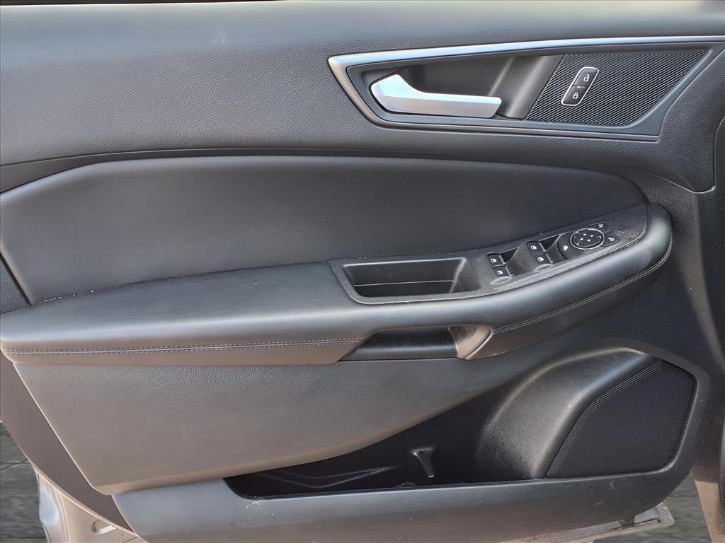 used 2022 Ford Edge car, priced at $19,900