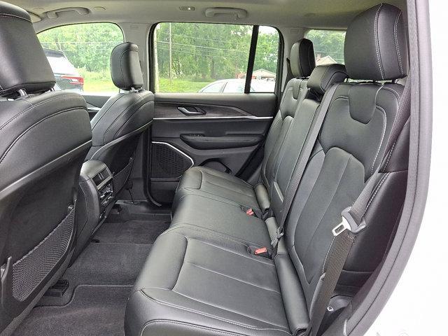 used 2022 Jeep Grand Cherokee car, priced at $32,995