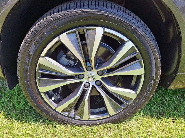 used 2022 Volvo XC60 car, priced at $41,995