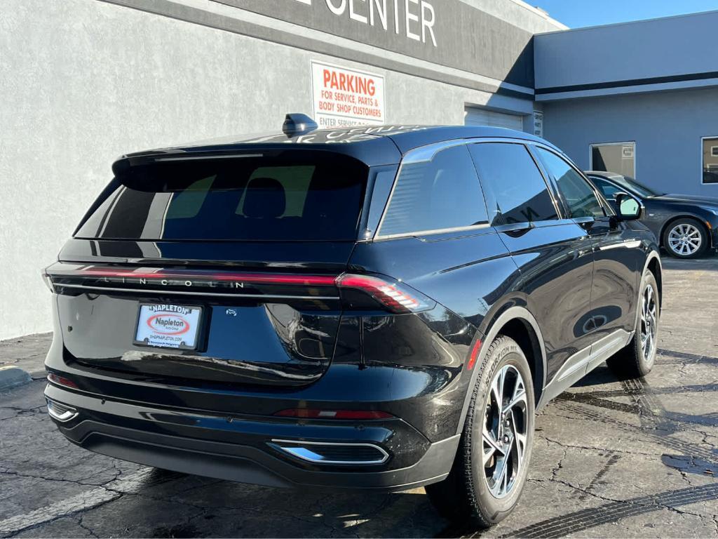 used 2024 Lincoln Nautilus car, priced at $46,895