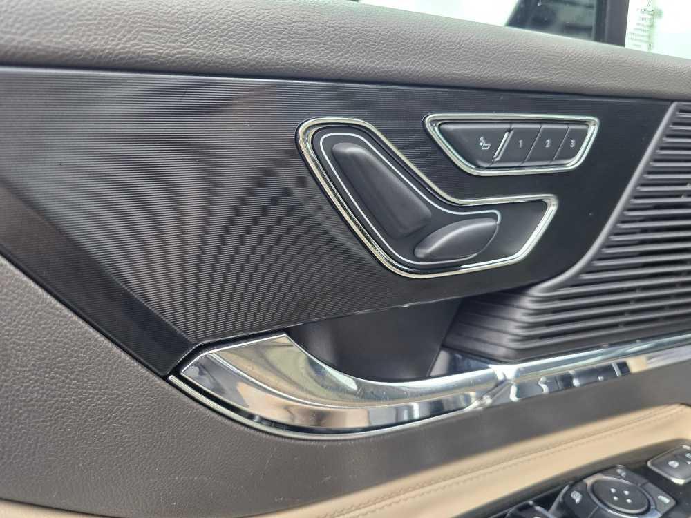 used 2022 Lincoln Corsair car, priced at $29,895