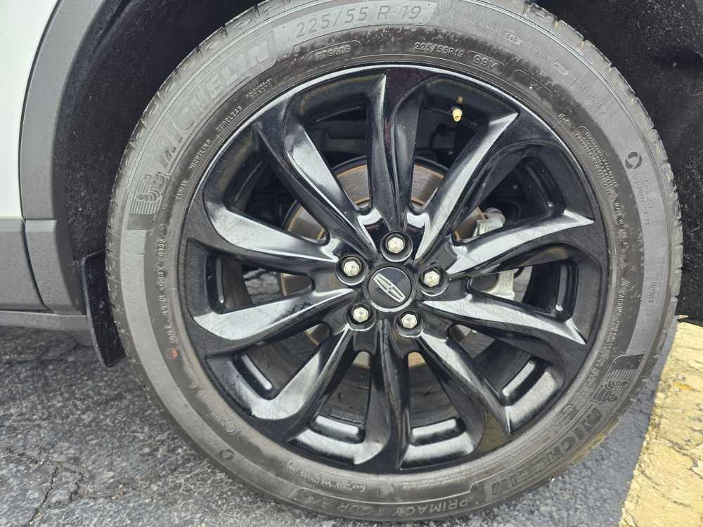 used 2022 Lincoln Corsair car, priced at $29,895