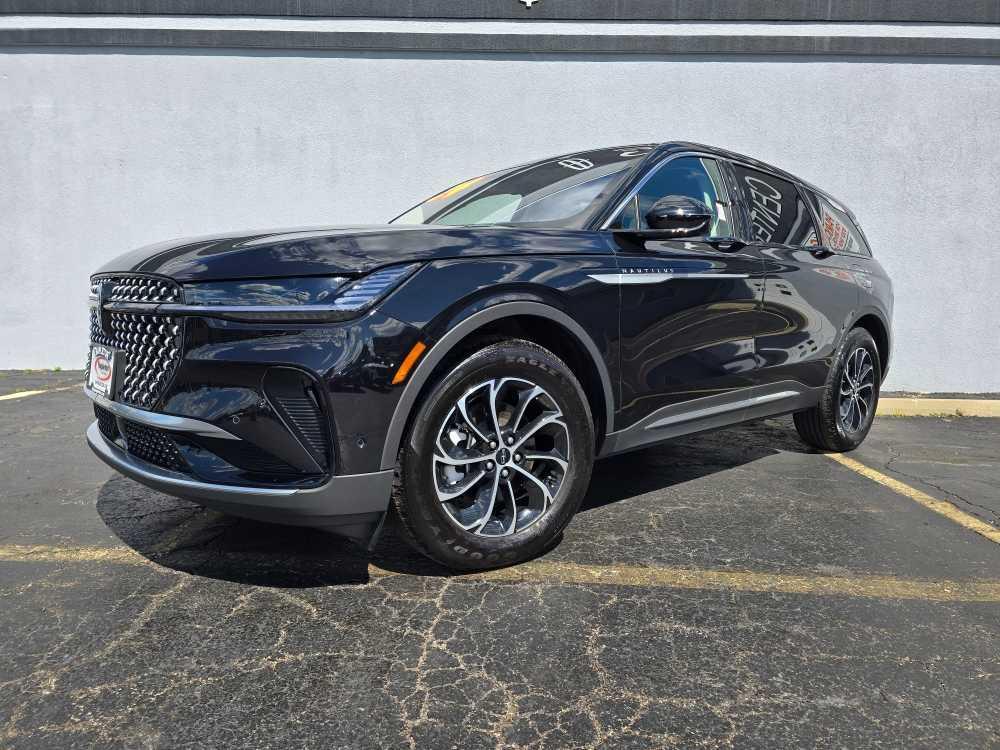 used 2024 Lincoln Nautilus car, priced at $48,695