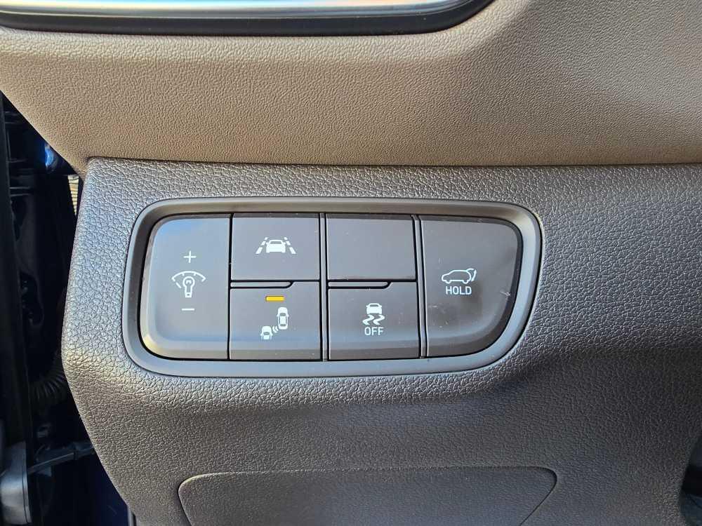 used 2020 Hyundai Santa Fe car, priced at $21,995