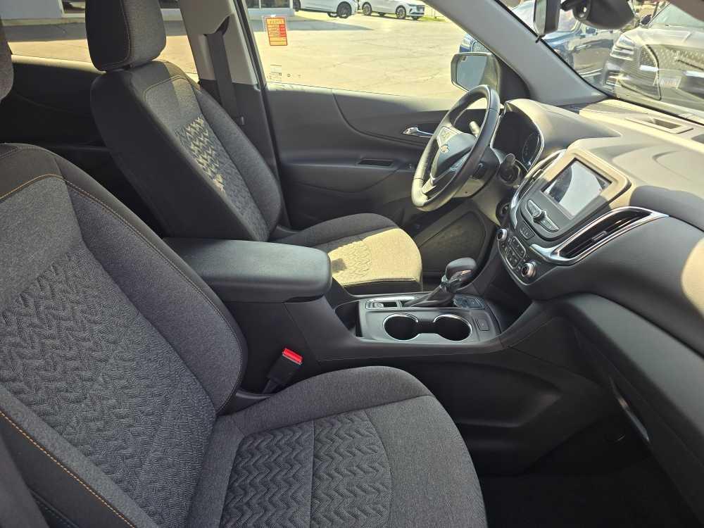used 2022 Chevrolet Equinox car, priced at $24,395