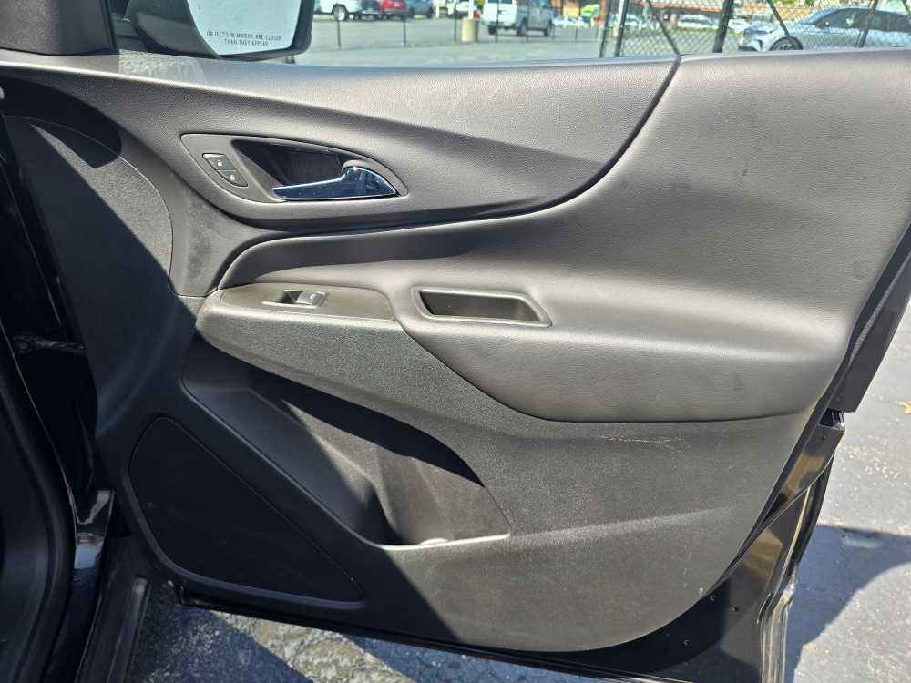 used 2022 Chevrolet Equinox car, priced at $24,395