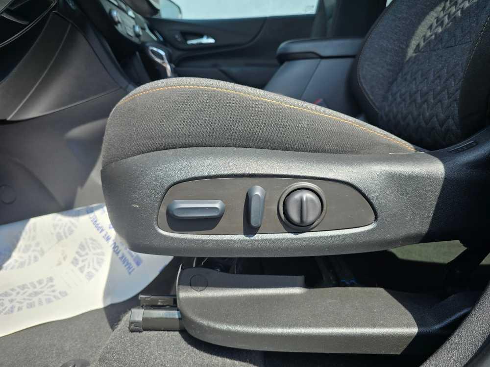 used 2022 Chevrolet Equinox car, priced at $24,395